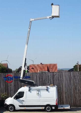 Renault Master 2.3 DCi L2H2 Hoogwerker 10M! Navi Cruise 92KW Euro 5 picture 1