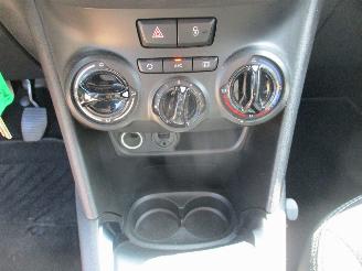 Peugeot 208 1.2 PureT BlueLion NAP REST BPM 400 EURO !!!! picture 27