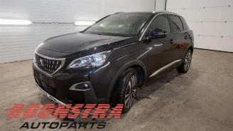 Vrakbiler auto Peugeot 3008 3008 II (M4/MC/MJ/MR), MPV, 2016 1.2 12V e-THP PureTech 130 2018/0