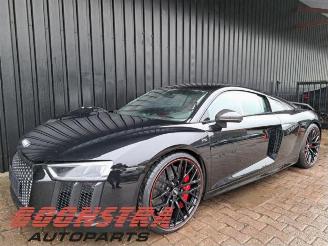 Vrakbiler auto Audi R8 R8 (4S3/4SP), Coupe, 2015 5.2 V10 Plus Quattro 2016/5