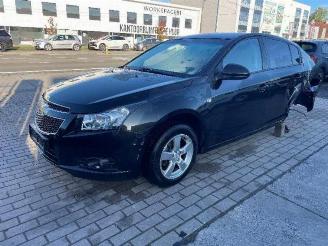 Chevrolet Cruze Cruze (305), Hatchback, 2010 / 2015 1.6 16V VVT picture 8