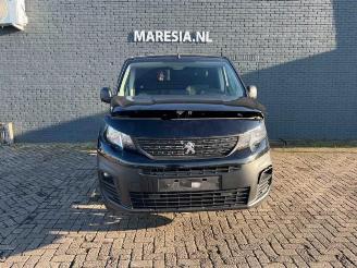 krockskadad bil auto Peugeot Partner Partner (EA//EF/EN/EU), Van, 2018 1.5 BlueHDi 75 2021/10