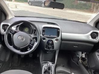 Toyota Aygo Aygo (B40), Hatchback, 2014 1.0 12V VVT-i picture 9