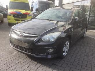 Hyundai I-30 i30 Crosswagon (WWH), Combi, 2007 / 2012 1.4 CVVT 16V picture 1
