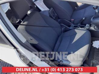 Toyota Verso Verso, MPV, 2009 / 2018 2.0 16V D-4D-F picture 16