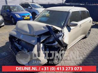 Suzuki Swift Swift (ZCE/ZDE), Hatchback 5-drs, 2023 1.2 VVT 12V Hybrid picture 3