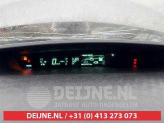 Toyota Prius Prius (ZVW3), Hatchback, 2009 / 2016 1.8 16V picture 9