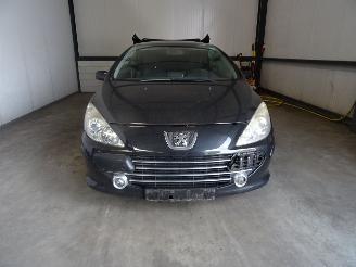 Vrakbiler auto Peugeot 307 2.0 16V CABRIO 2006/2