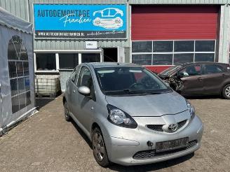 Uttjänta bilar auto Toyota Aygo Aygo (B10), Hatchback, 2005 / 2014 1.0 12V VVT-i 2007/10