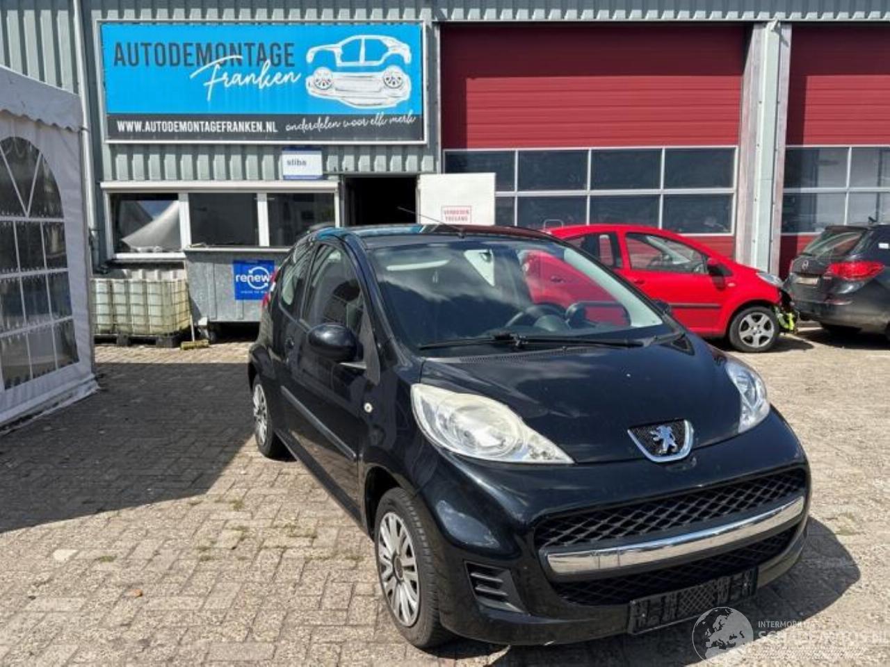 Peugeot 107 107, Hatchback, 2005 / 2014 1.0 12V