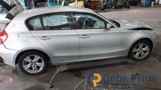 Vrakbiler auto BMW 1-serie 1 serie (E87/87N), Hatchback 5-drs, 2003 / 2012 118i 16V 2009/1