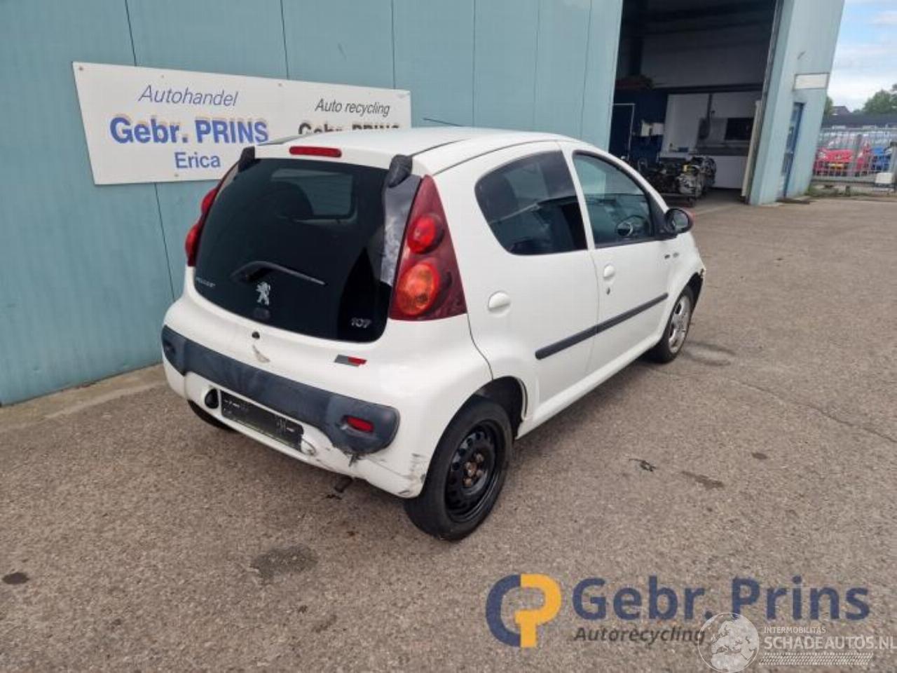 Peugeot 107 107, Hatchback, 2005 / 2014 1.0 12V