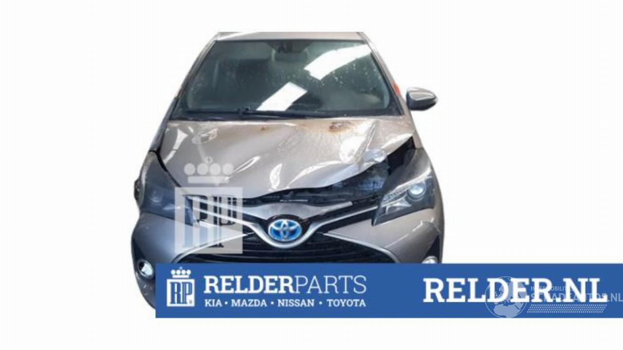 Toyota Yaris Yaris III (P13), Hatchback, 2010 / 2020 1.5 16V Hybrid