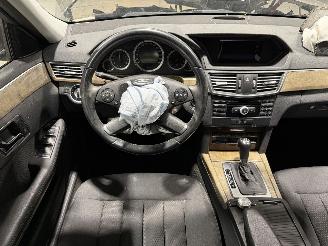 Mercedes E-klasse E200CGI 135kW Automaat Business Class Elegance picture 51