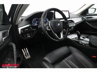 BMW 5-serie Touring 520e High Executive LED Leder Memory Navi Clima Cruise SHZ picture 11