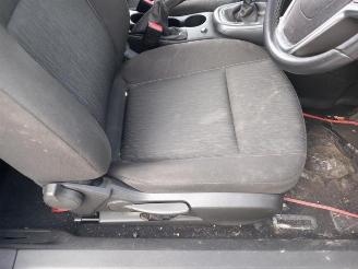 Opel Astra Astra J GTC (PD2/PF2), Hatchback 3-drs, 2011 / 2018 1.4 Turbo 16V ecoFLEX 120 picture 15