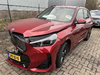 Vrakbiler auto BMW iX1 e-Drive 2.0  Sport Edition  Automaat ( 603 KM !! )  nw pr 65500,00 2025/12