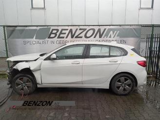 Vrakbiler auto BMW 1-serie 1 serie (F40), Hatchback, 2019 116d 1.5 12V TwinPower 2020/5