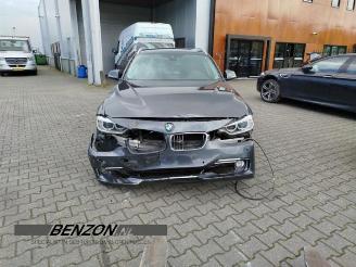Uttjänta bilar auto BMW 3-serie  2014/4