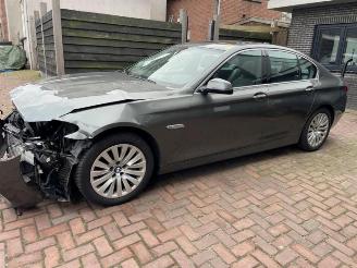 Vrakbiler auto BMW 5-serie 5 serie (F10), Sedan, 2009 / 2016 535i 24V TwinPower Turbo 2015/0