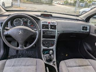 Peugeot 307 1.4 picture 11