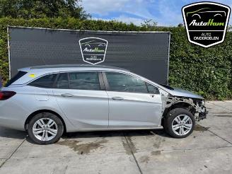 Vrakbiler auto Opel Astra Astra K Sports Tourer, Combi, 2015 / 2022 1.6 CDTI 110 16V 2016/10