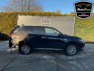 Uttjänta bilar auto Mitsubishi Outlander Outlander (GF/GG), SUV, 2012 / 2022 2.4 16V PHEV 4x4 2020/1