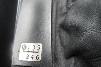 Lexus IS 220D SEDAN RHD UITVOERING !!!! ENGELS KENTEKEN picture 19