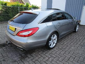 Mercedes CLS 350 V6 CDI Navi Leder Clima picture 4