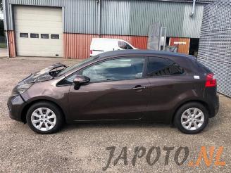 Kia Rio Rio III (UB), Hatchback, 2011 / 2017 1.2 CVVT 16V picture 2