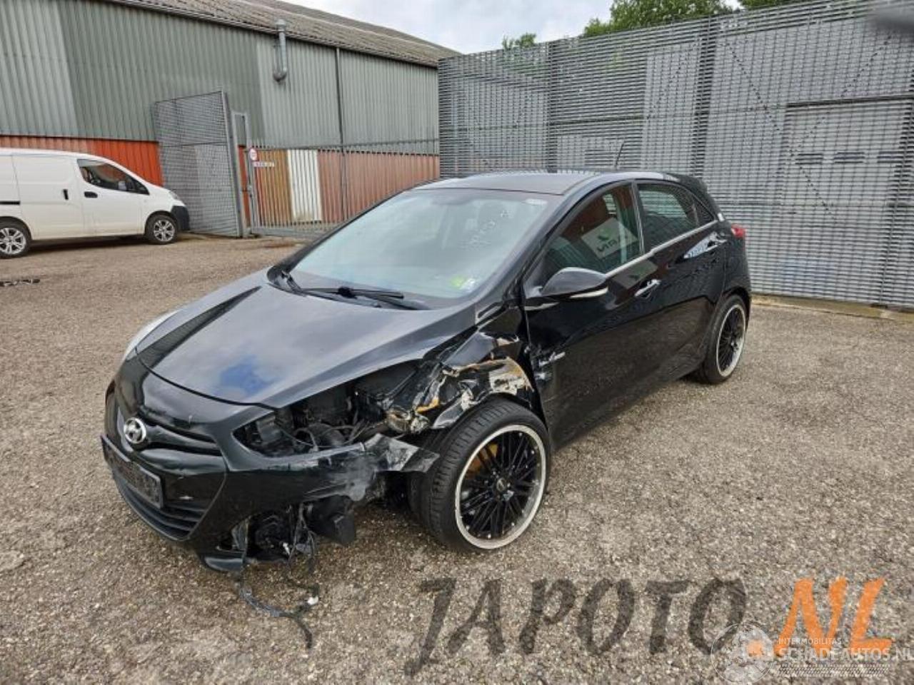 Hyundai I-30 i30 (GDHB5), Hatchback, 2011 1.6 GDI Blue 16V