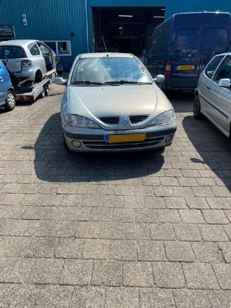 Renault Mégane (BA) Hatchback 5-drs 1.6 16V (K4M-704) [79kW] picture 1