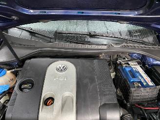 Volkswagen Golf V (1K1) Hatchback 1.6 FSI 16V (BAG) [85kW] 6-BAK picture 9