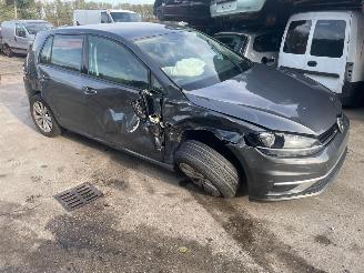 Uttjänta bilar auto Volkswagen Golf Golf VII (AUA) Hatchback 1.0 TSI 12V (CHZC(Euro 6)) [81kW] 2017/3