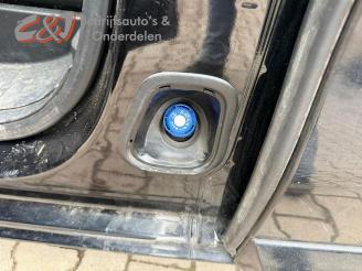 Peugeot Expert Expert (V1/VA/VB/VE/VF/VT/VY), Van, 2016 2.0 Blue HDi 120 16V picture 20