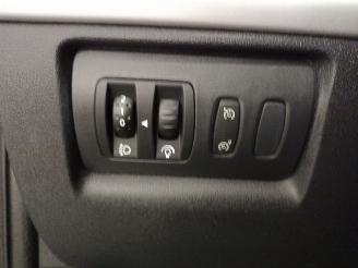 Renault Clio Clio III (BR/CR) Hatchback 1.2 16V 75 (D4F-706) [55kW]  (06-2005/12-20=
14) picture 25