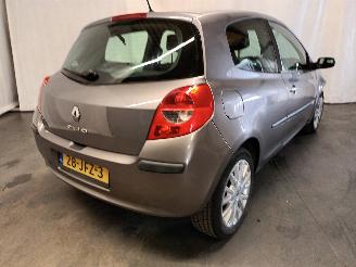 Renault Clio Clio III (BR/CR) Hatchback 1.2 16V 75 (D4F-706) [55kW]  (06-2005/12-20=
14) picture 13