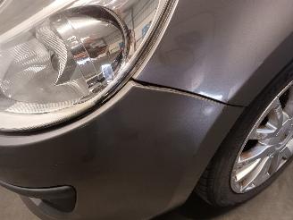 Renault Clio Clio III (BR/CR) Hatchback 1.2 16V 75 (D4F-706) [55kW]  (06-2005/12-20=
14) picture 5