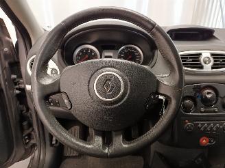 Renault Clio Clio III (BR/CR) Hatchback 1.2 16V 75 (D4F-706) [55kW]  (06-2005/12-20=
14) picture 20