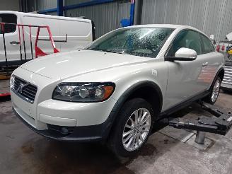 Coche accidentado Volvo C-30 C30 (EK/MK) Hatchback 3-drs 1.6 D 16V (D4164T) [80kW]  (10-2006/12-201=
2) 2009