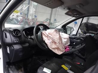 Opel Vivaro Vivaro Van 1.6 CDTi BiTurbo 125 (R9M-452(R9M-D4)) [92kW]  (03-2016/12-=
2019) picture 5