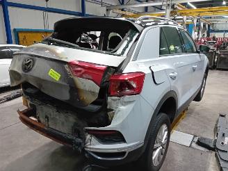 Volkswagen T-Roc T-Roc I SUV 1.5 TSI Evo BMT 16V (DXDB) [110kW]  (11-2017/...) picture 3