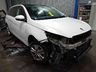 Peugeot 308 308 SW (L4/L9/LC/LJ/LR) Combi 5-drs 1.6 BlueHDi 120 (DV6FC(BHZ)) [88kW=
]  (03-2014/12-2021) picture 2