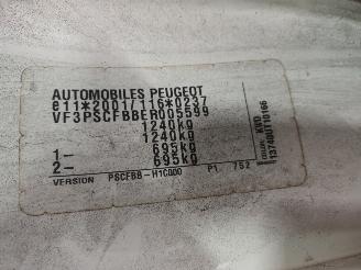 Peugeot 108 108 Hatchback 1.0 12V (1KRFE(CFB)) [51kW]  (05-2014/...) picture 6