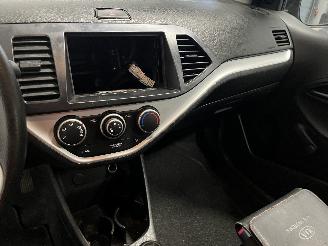 Kia Picanto Picanto (TA) Hatchback 1.0 12V (G3LA) [51kW]  (05-2011/06-2017) picture 16