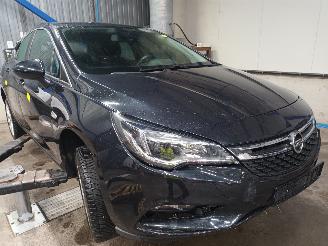 Opel Astra Astra K Hatchback 5-drs 1.0 Turbo 12V (B10XFT(Euro 6)) [77kW]  (10-201=
5/12-2022) picture 2