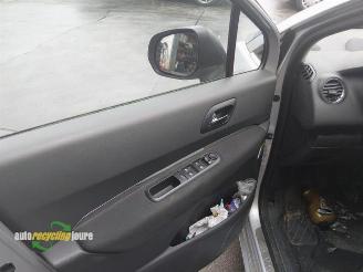 Peugeot 5008 5008 I (0A/0E), MPV, 2009 / 2017 1.6 THP 16V picture 19