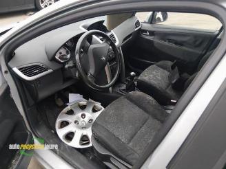 Peugeot 207 207 SW (WE/WU), Combi, 2007 / 2013 1.6 HDi 16V picture 18