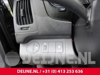 Hyundai H-300 H-300, Van, 2008 2.5 CRDi picture 23