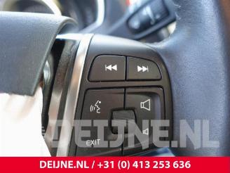 Volvo V-40 V40 (MV), Hatchback 5-drs, 2012 / 2019 1.5 T2 16V Geartronic picture 26